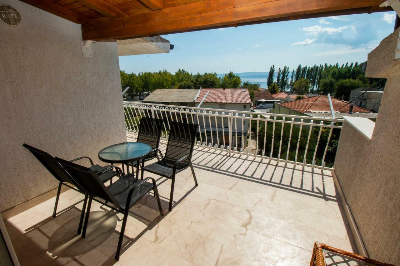 Apartmani Vrljicak Омиш Экстерьер фото